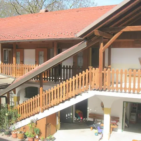 Gaudihof Kaltenbrunner Апартаменты